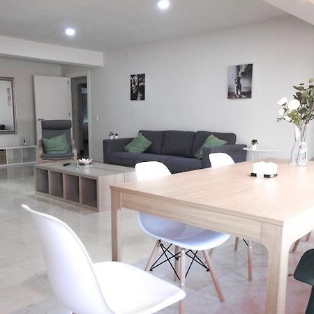 Carihuela Beach Suite Apartment Torremolinos Zewnętrze zdjęcie