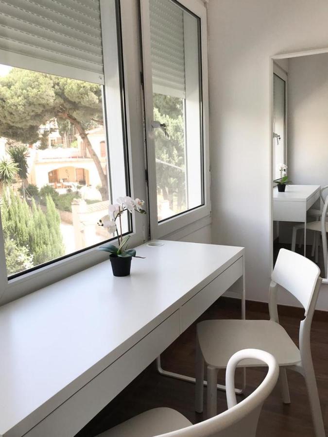 Carihuela Beach Suite Apartment Torremolinos Zewnętrze zdjęcie