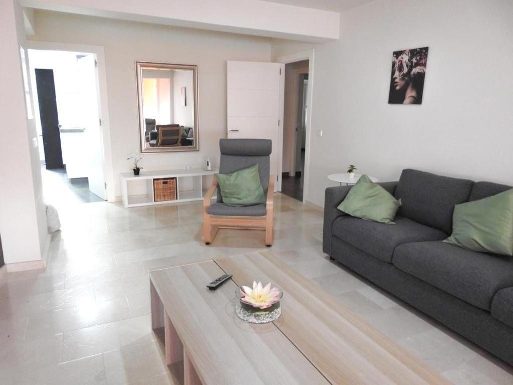 Carihuela Beach Suite Apartment Torremolinos Zewnętrze zdjęcie
